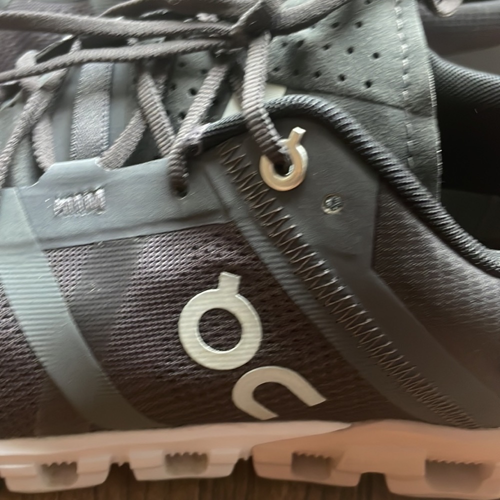 On Cloud Running Cloudflow W Size 9 Rock/Rose. Us… - image 5